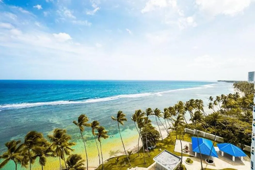 Luxury Beachfront 2Br At Las Olas, חואן דוליו